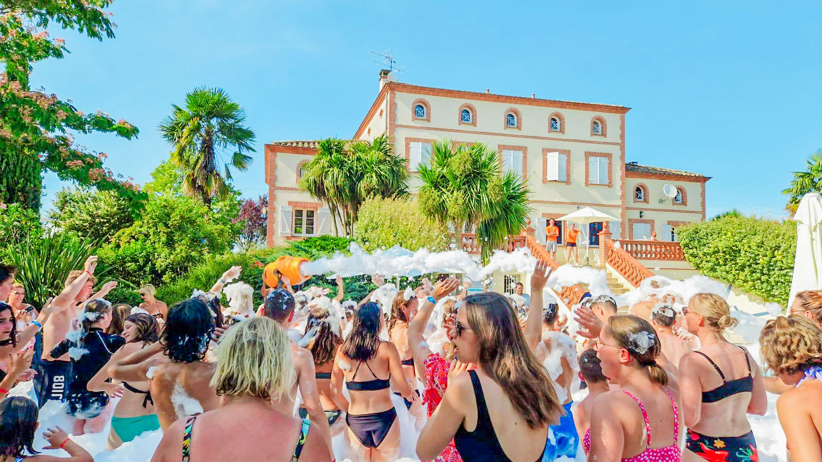 pool party - sebastien lange